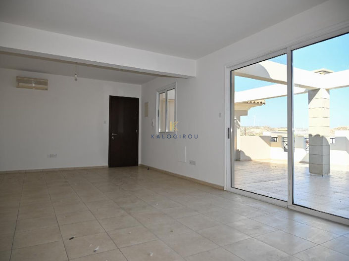 Image No.3-Appartement de 2 chambres à vendre à Tersefanou