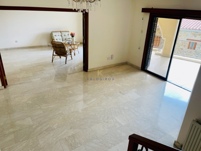 Image No.10-4 Bed House for sale