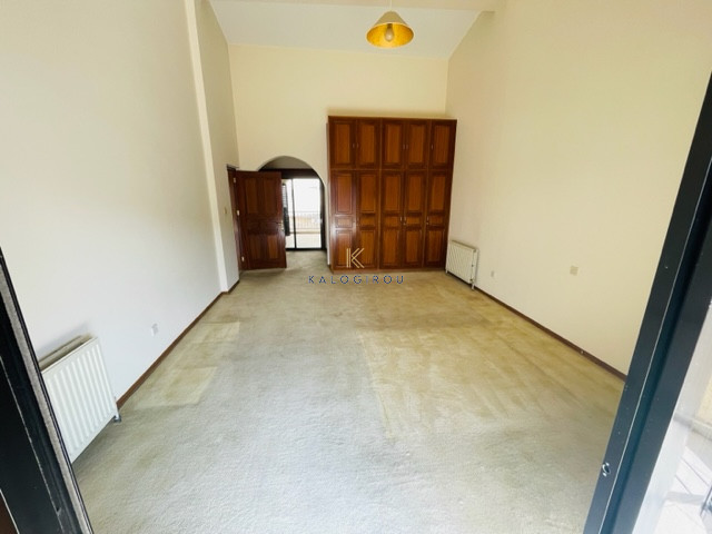 Image No.11-4 Bed House for sale