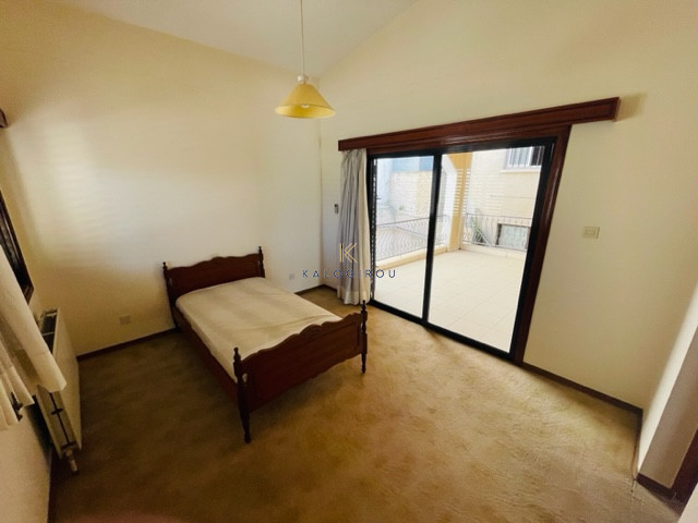 Image No.14-4 Bed House for sale