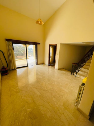 Image No.15-4 Bed House for sale