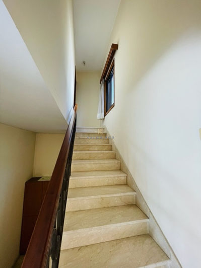 Image No.17-4 Bed House for sale