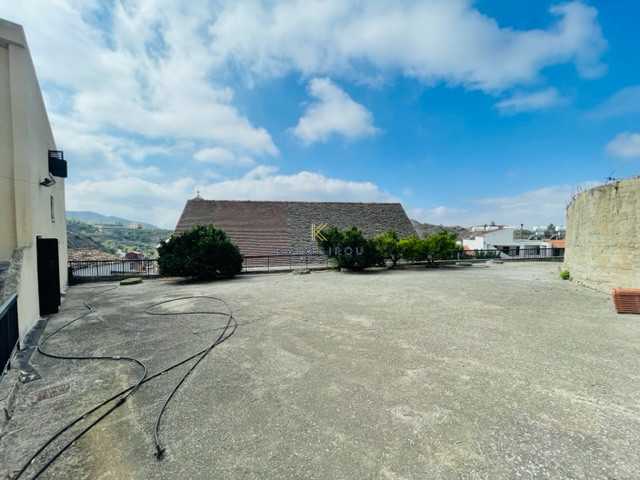 Image No.29-4 Bed House for sale