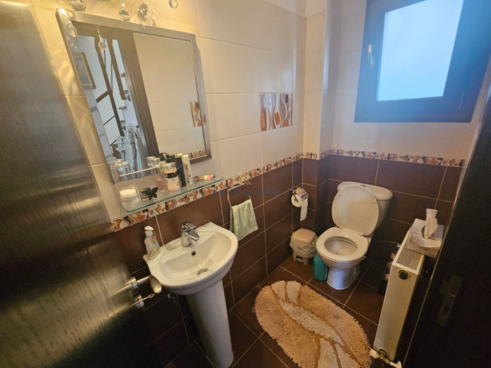 Image No.19-3 Bed House for sale