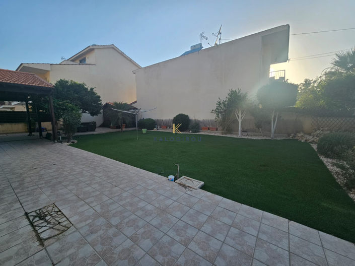 Image No.20-3 Bed House for sale