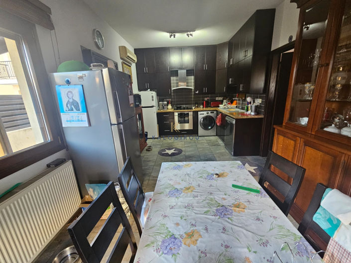 Image No.6-3 Bed House for sale