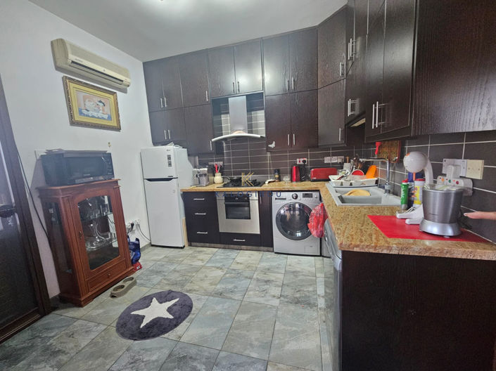 Image No.7-3 Bed House for sale