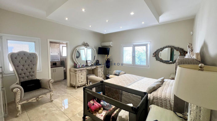 Image No.30-3 Bed House for sale