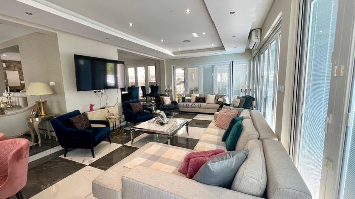 Image No.9-3 Bed House for sale