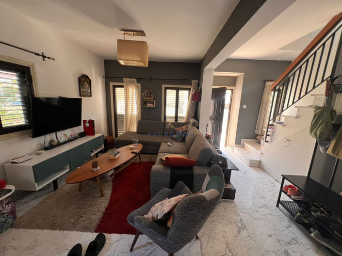 Image No.2-2 Bed House for sale
