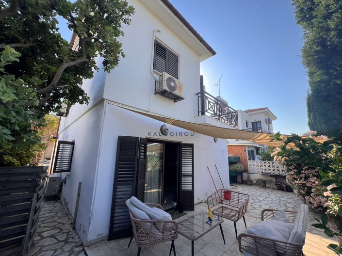Image No.8-2 Bed House for sale