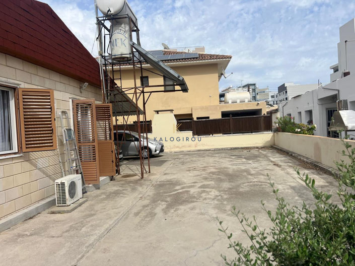 Image No.9-2 Bed House for sale