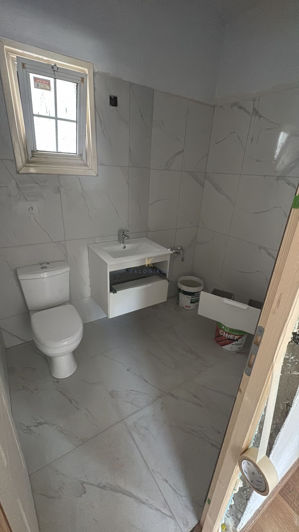 Image No.3-Appartement de 2 chambres à vendre à Oroklini