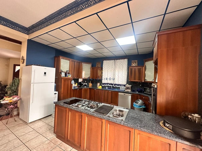 Image No.12-4 Bed House for sale