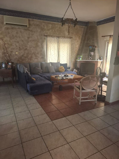 Image No.13-4 Bed House for sale