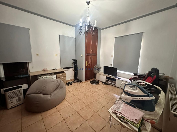 Image No.21-4 Bed House for sale