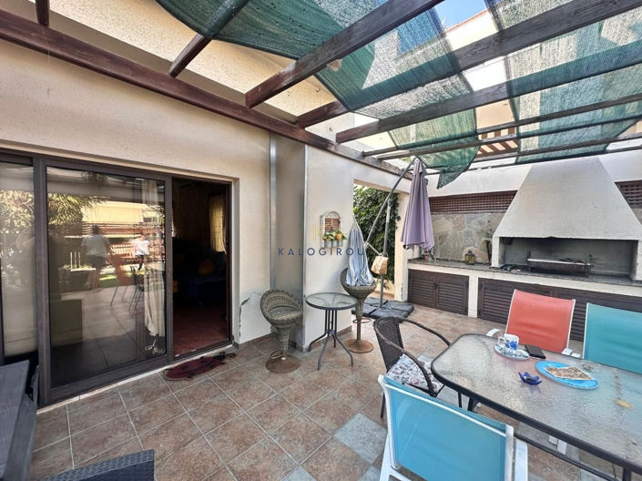 Image No.24-4 Bed House for sale