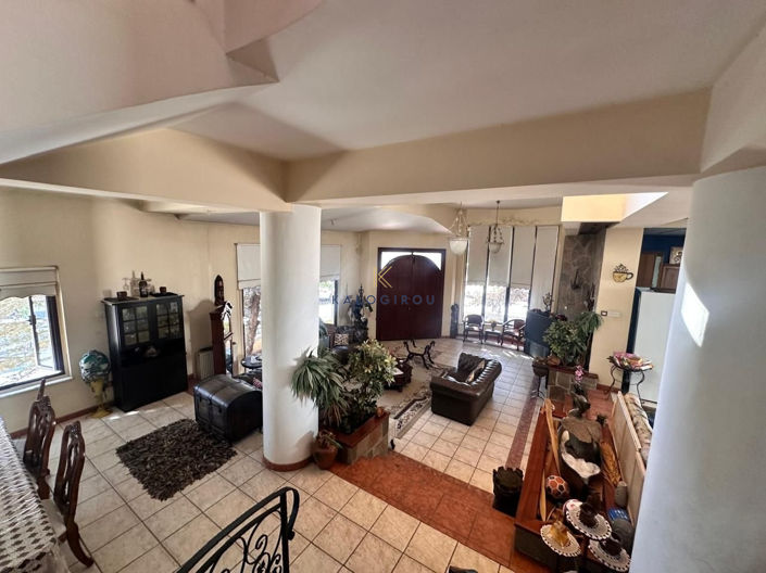 Image No.5-4 Bed House for sale