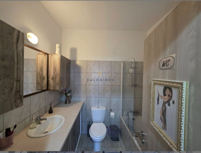 Image No.10-3 Bed Apartment for sale