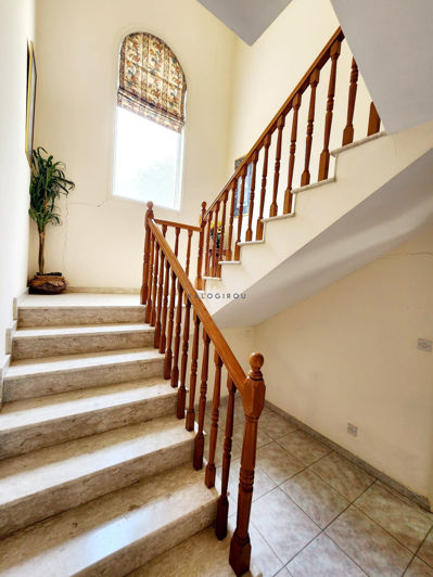 Image No.6-3 Bed House for sale