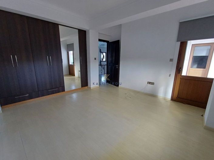 Image No.21-Maison de 5 chambres à vendre à Oroklini