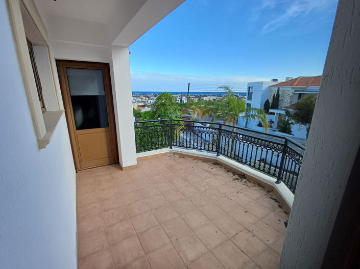 Image No.22-Maison de 5 chambres à vendre à Oroklini