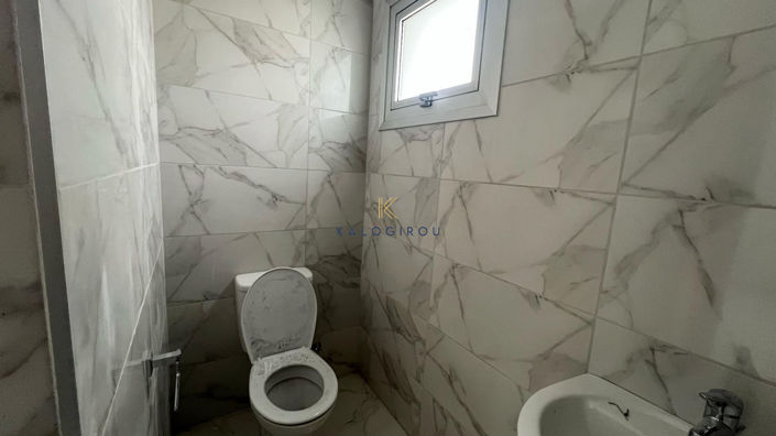 Image No.10-Maison de 4 chambres à vendre à Kiti