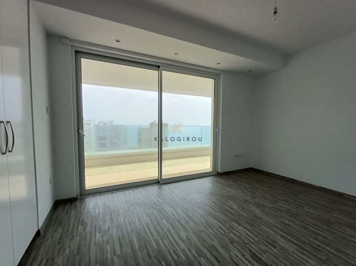 Image No.12-4 Bed Apartment for sale