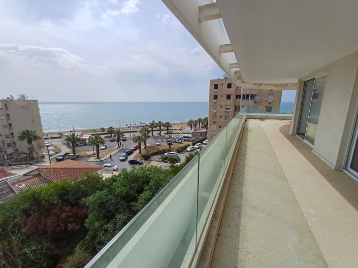 Image No.3-4 Bed Apartment for sale