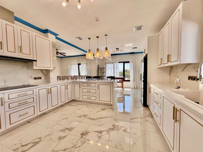 Image No.15-Maison de 5 chambres à vendre à Dekeleia