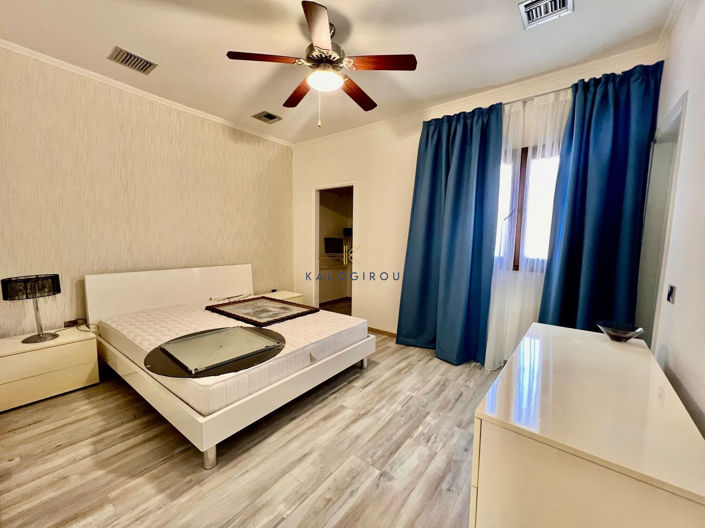 Image No.27-5 Bed House for sale