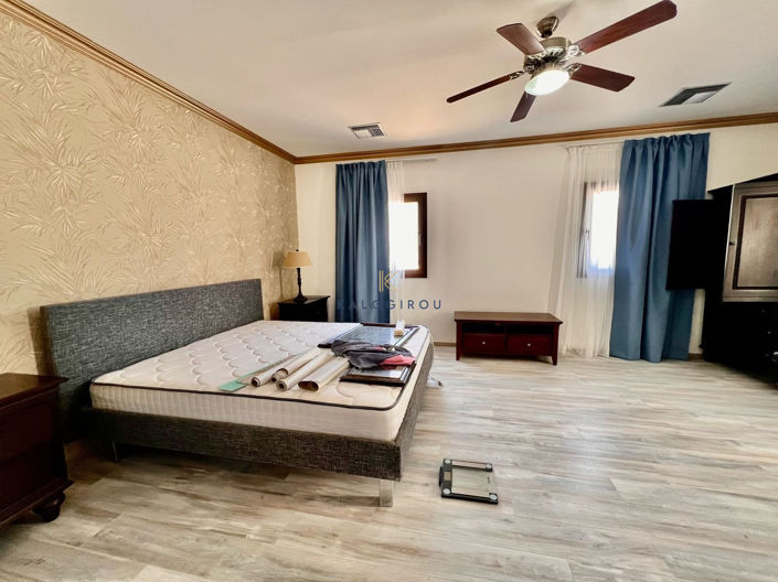 Image No.31-5 Bed House for sale