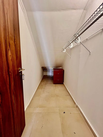 Image No.39-5 Bed House for sale