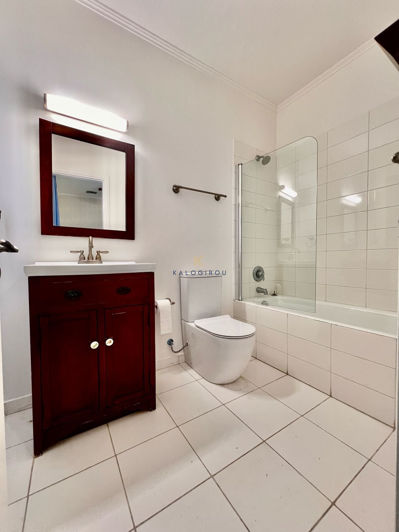 Image No.43-5 Bed House for sale