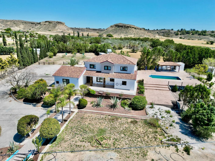 Image No.46-Maison de 5 chambres à vendre à Dekeleia