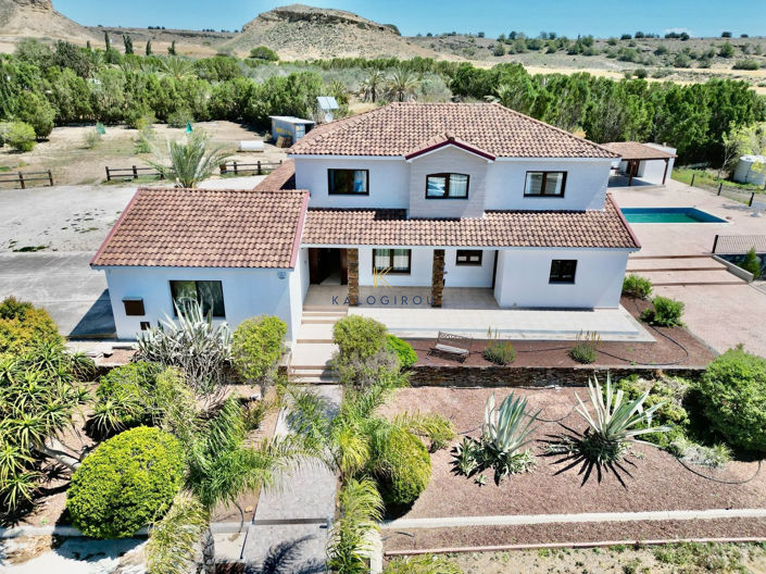 Image No.47-5 Bed House for sale