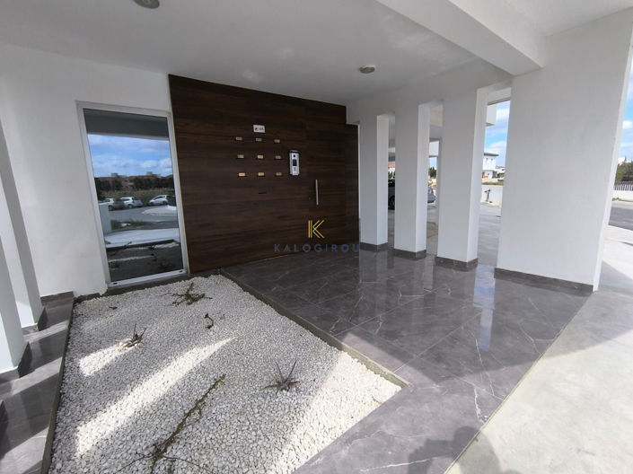 Image No.16-2 Bed Apartment for sale