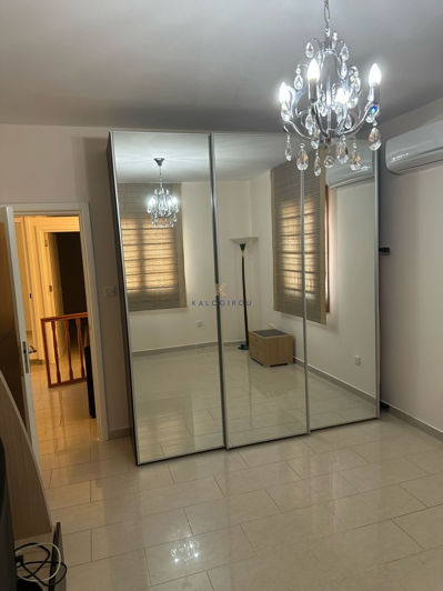 Image No.10-5 Bed House for sale