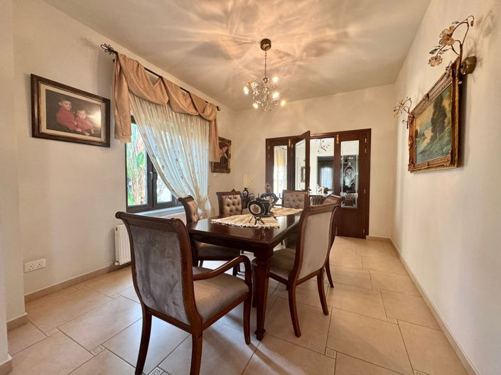 Image No.5-Maison de 4 chambres à vendre à Aradippou