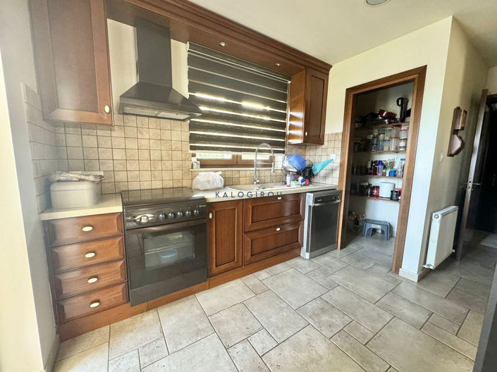 Image No.9-Maison de 4 chambres à vendre à Aradippou