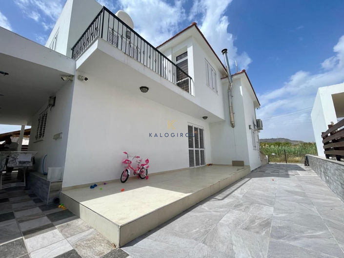 Image No.38-Maison de 4 chambres à vendre à Oroklini