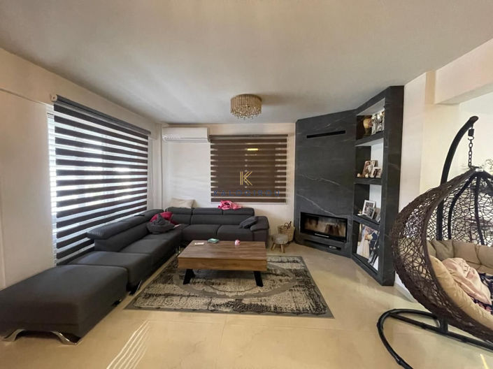 Image No.5-Maison de 4 chambres à vendre à Oroklini