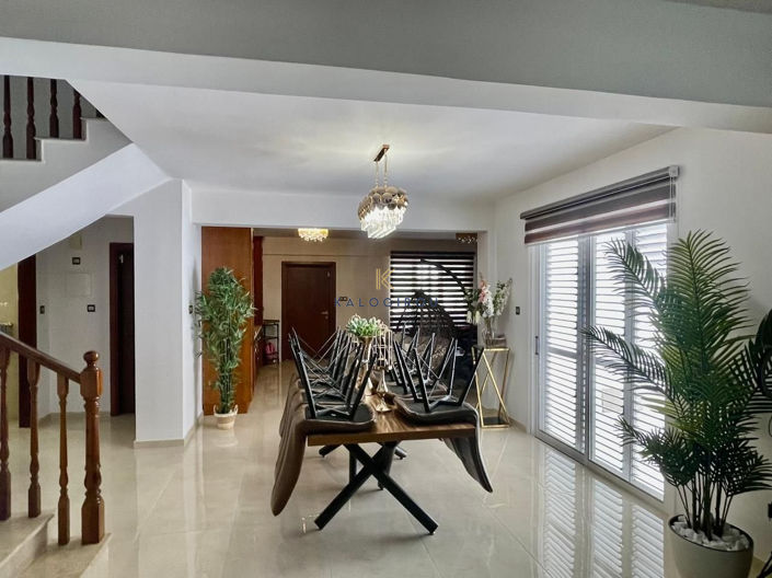 Image No.7-Maison de 4 chambres à vendre à Oroklini