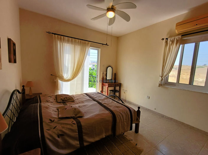 Image No.16-4 Bed House for sale