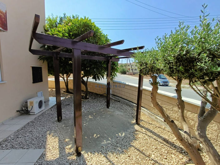 Image No.25-4 Bed House for sale