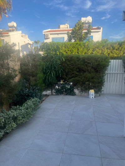 Image No.15-3 Bed House for sale