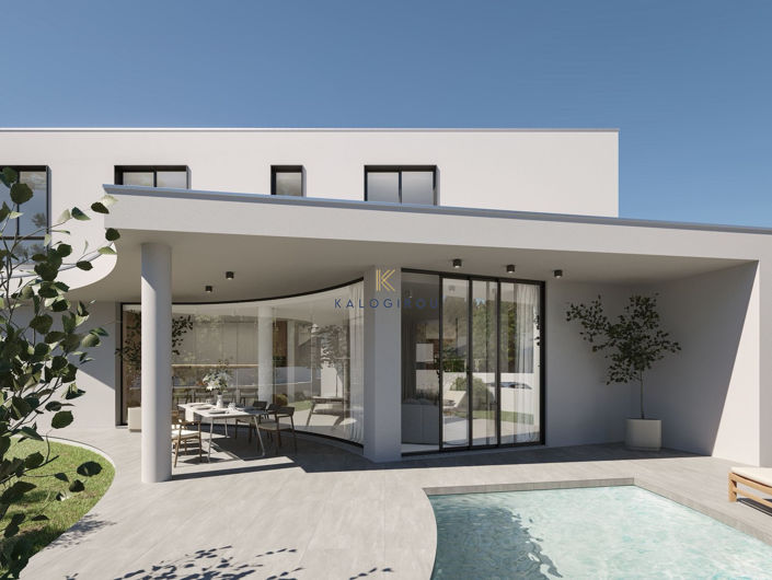 Image No.2-4 Bed House for sale