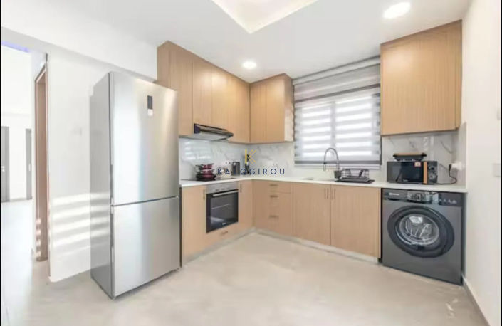 Image No.4-2 Bed House for sale