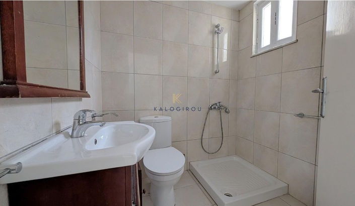 Image No.13-2 Bed House for sale