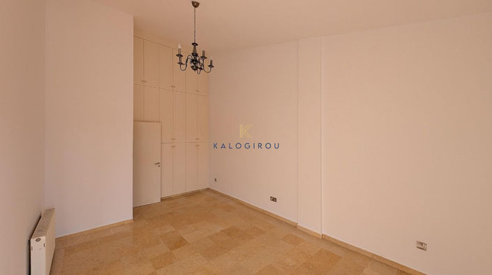 Image No.21-7 Bed House for sale